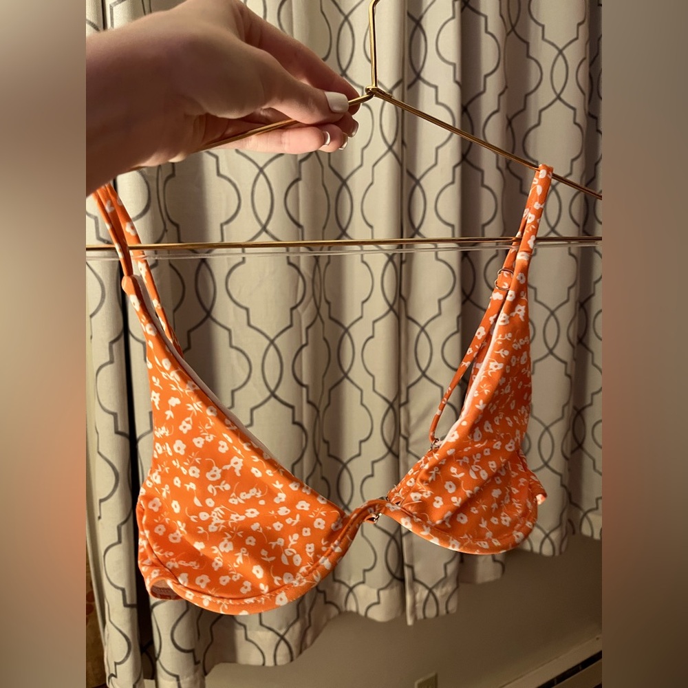 orange 2 SET bikini SHEIN. Size Small